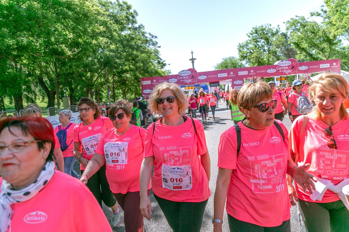 Carrera de la Mujer de Madrid - META, ARCO DERECHO (de 2:10:50 a 2:12:20)