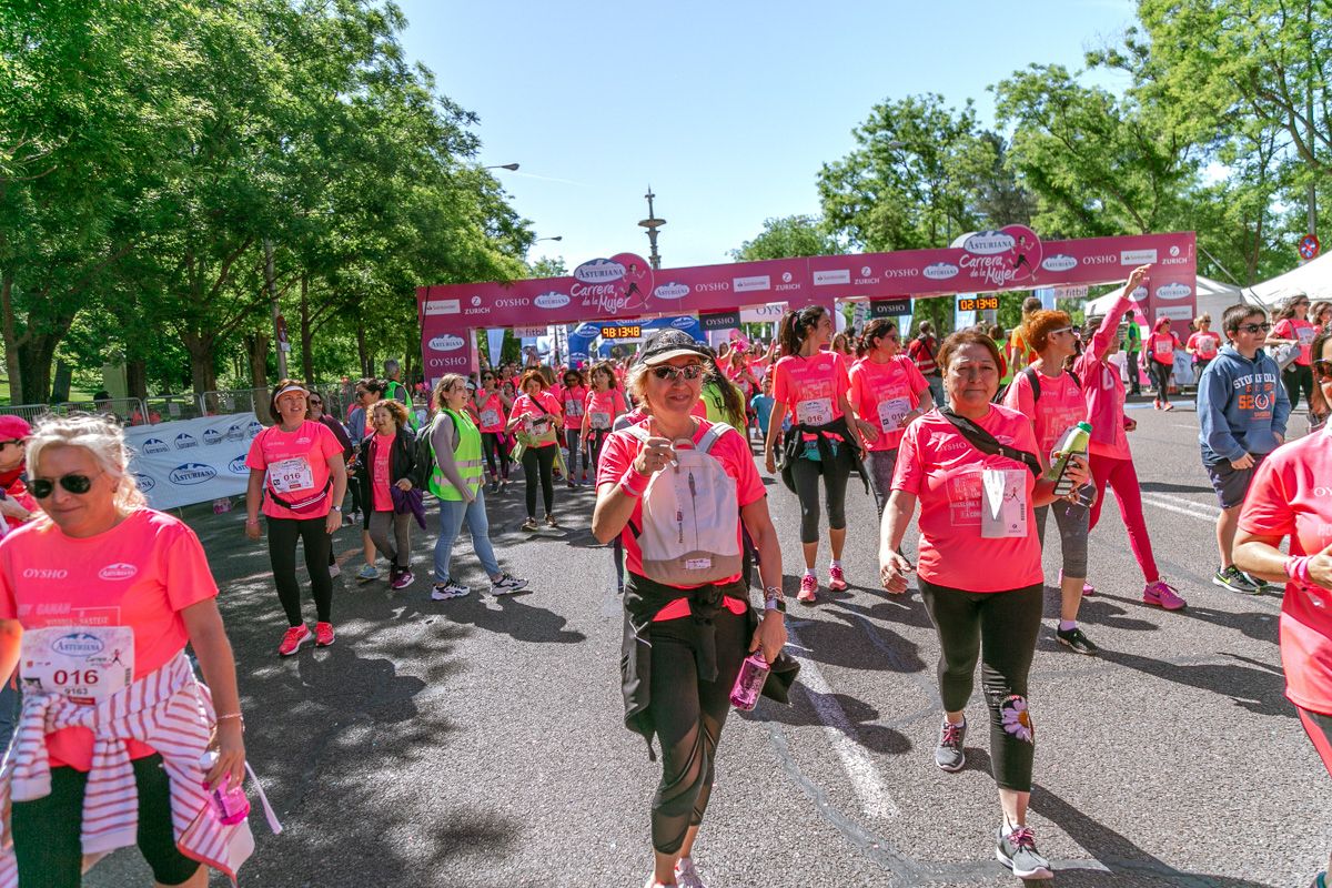 Carrera de la Mujer de Madrid - META, ARCO DERECHO (de 2:12:22 a 2:14:54)