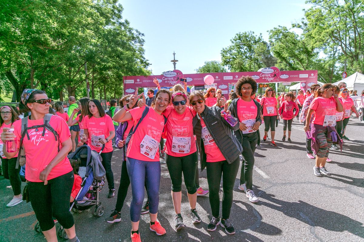 Carrera de la Mujer de Madrid - META, ARCO DERECHO (de 2:10:50 a 2:12:20)
