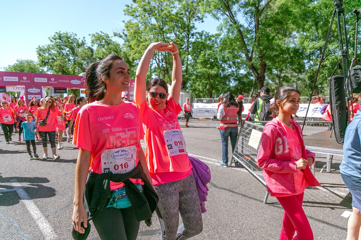 Carrera de la Mujer de Madrid - META, ARCO DERECHO (de 2:12:22 a 2:14:54)
