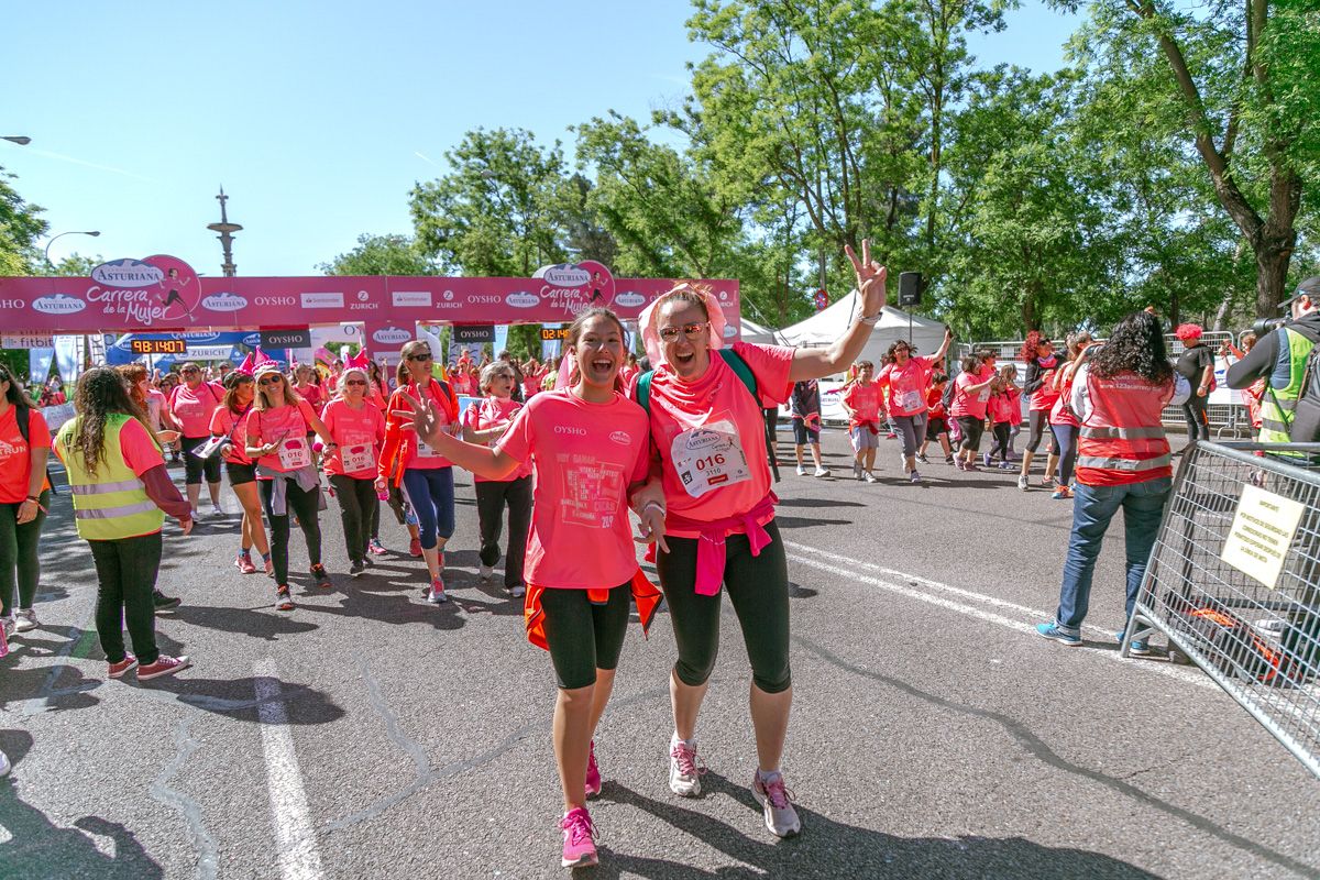 Carrera de la Mujer de Madrid - META, ARCO DERECHO (de 2:12:22 a 2:14:54)