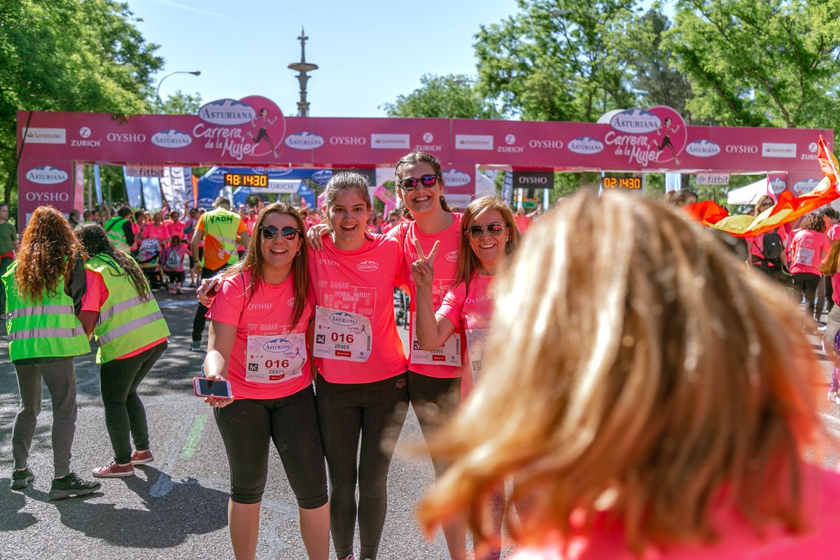 Carrera de la Mujer de Madrid - META, ARCO DERECHO (de 2:12:22 a 2:14:54)