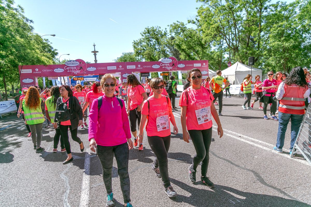 Carrera de la Mujer de Madrid - META, ARCO DERECHO (de 2:12:22 a 2:14:54)