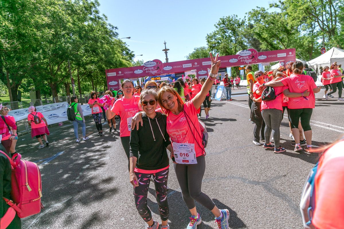 Carrera de la Mujer de Madrid - META, ARCO DERECHO (de 2:15:08 a 2:17:49)