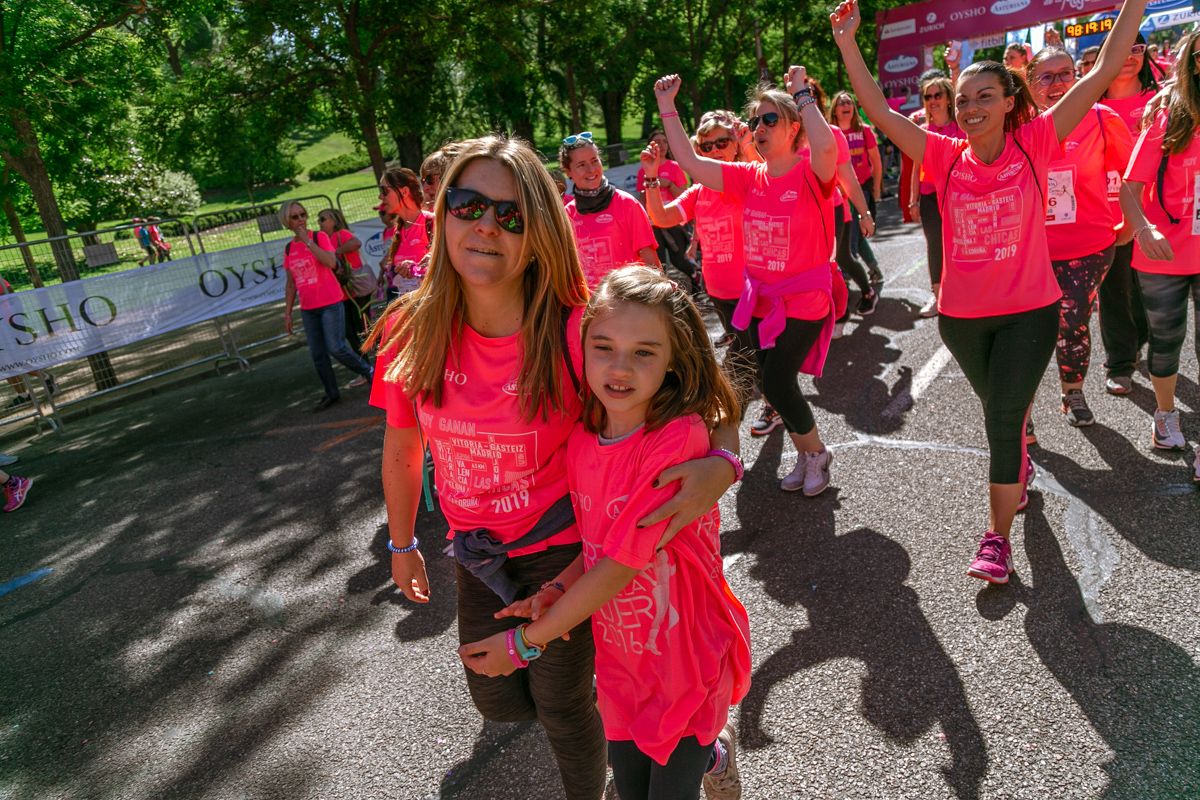 Carrera de la Mujer de Madrid - META, ARCO DERECHO (de 2:17:52 a 2:20:31)