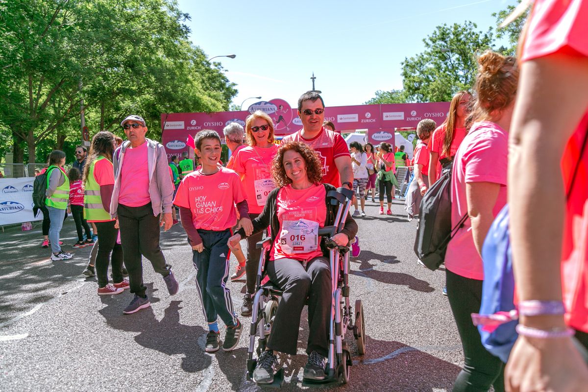 Carrera de la Mujer de Madrid - META, ARCO DERECHO (de 2:20:40 a 2:23:33)