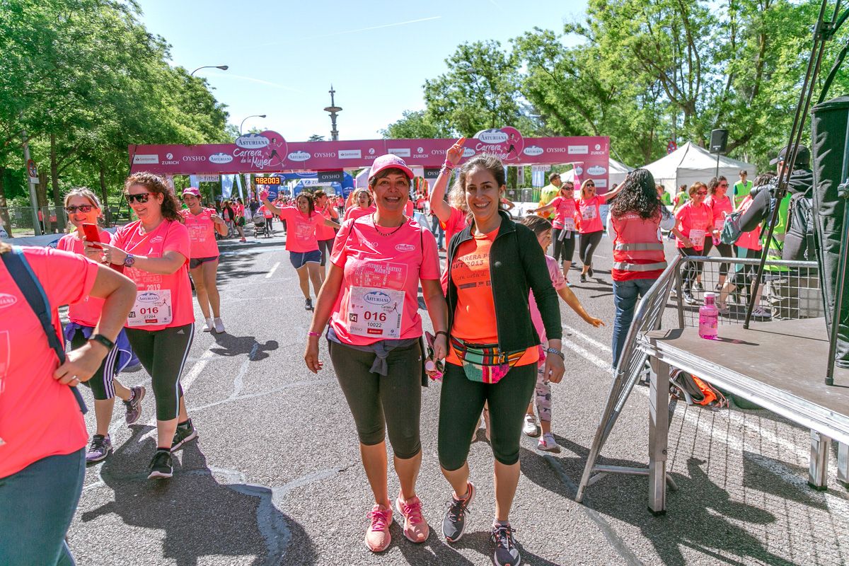 Carrera de la Mujer de Madrid - META, ARCO DERECHO (de 2:17:52 a 2:20:31)