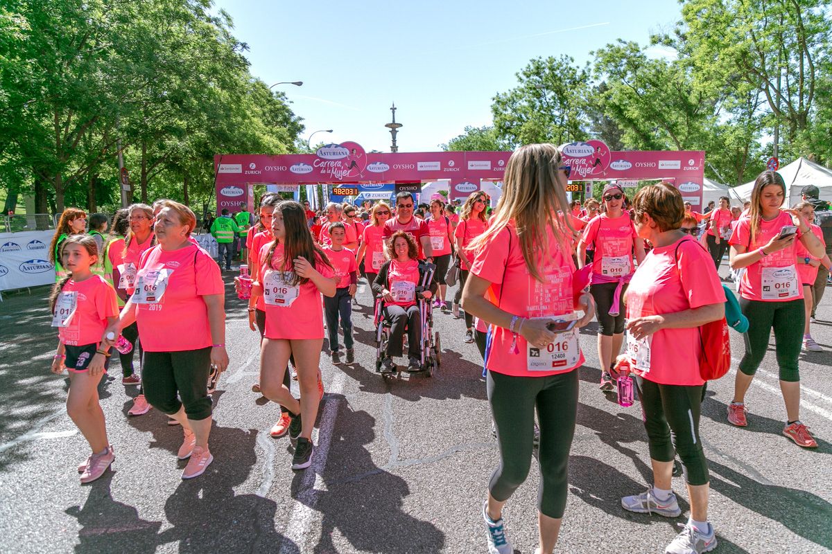 Carrera de la Mujer de Madrid - META, ARCO DERECHO (de 2:17:52 a 2:20:31)