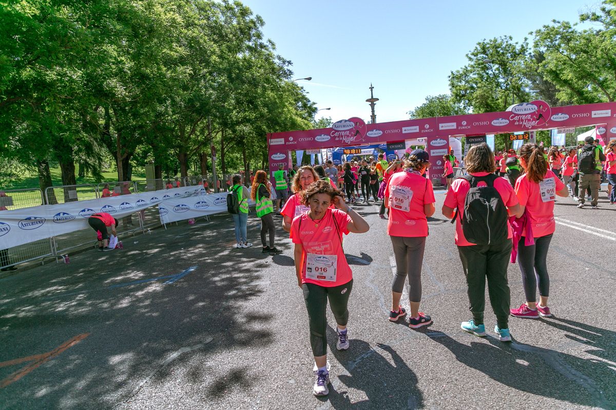 Carrera de la Mujer de Madrid - META, ARCO DERECHO (de 2:17:52 a 2:20:31)
