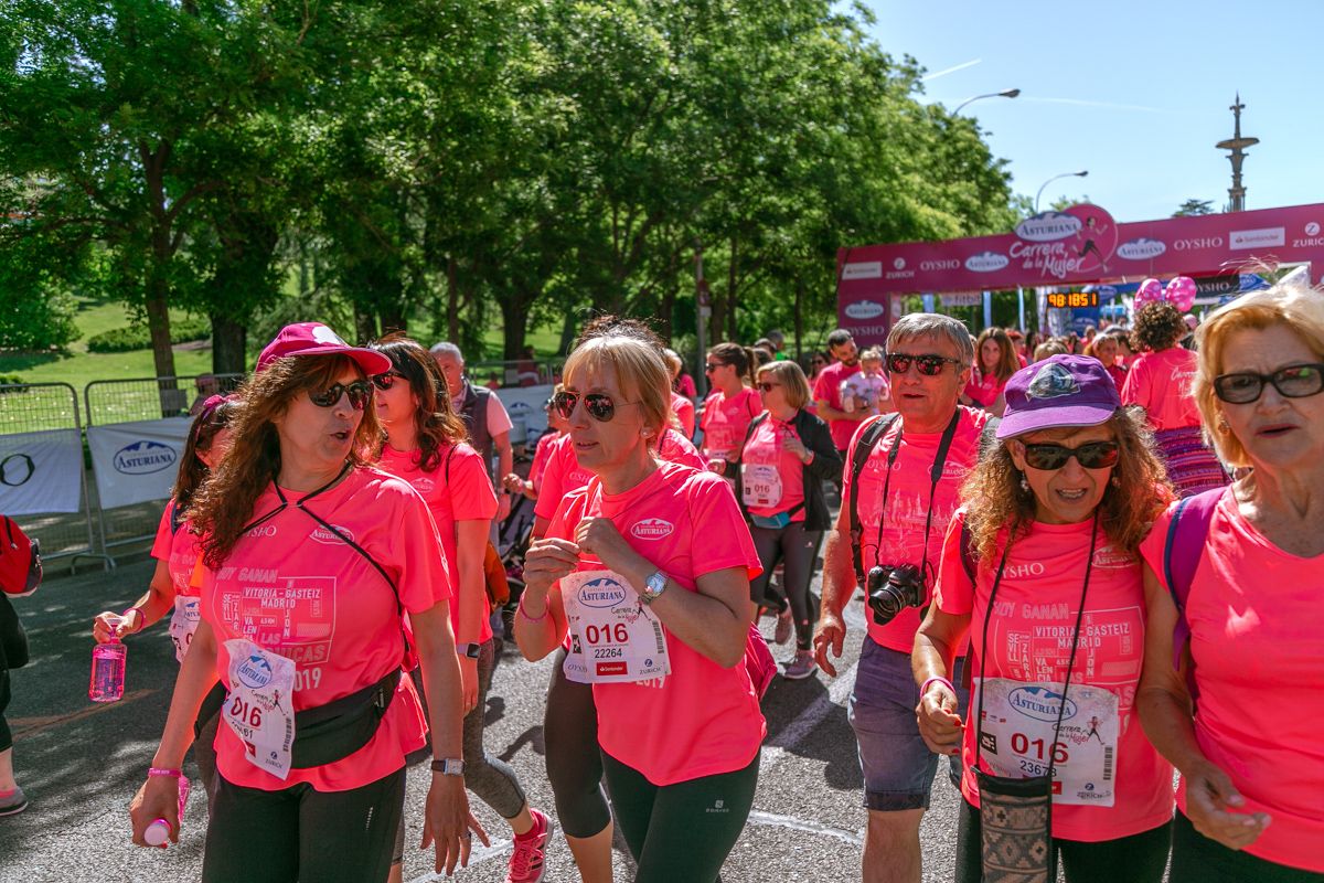 Carrera de la Mujer de Madrid - META, ARCO DERECHO (de 2:17:52 a 2:20:31)