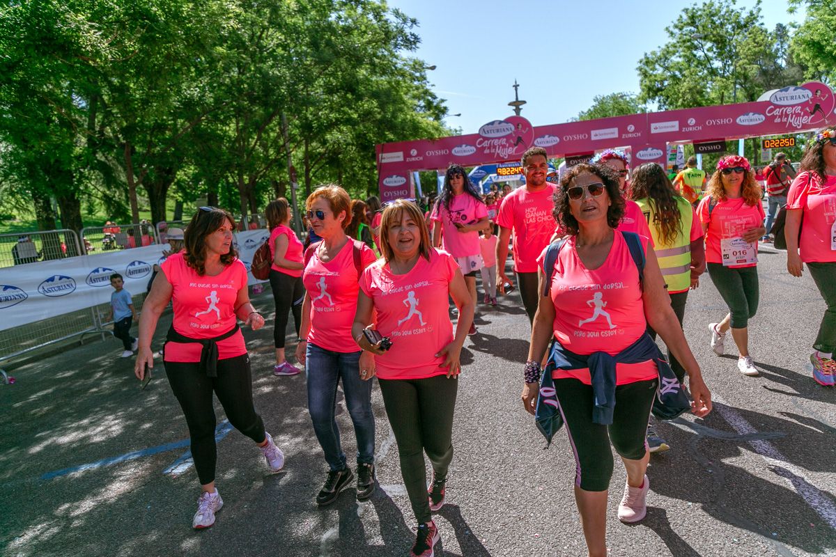 Carrera de la Mujer de Madrid - META, ARCO DERECHO (de 2:20:40 a 2:23:33)