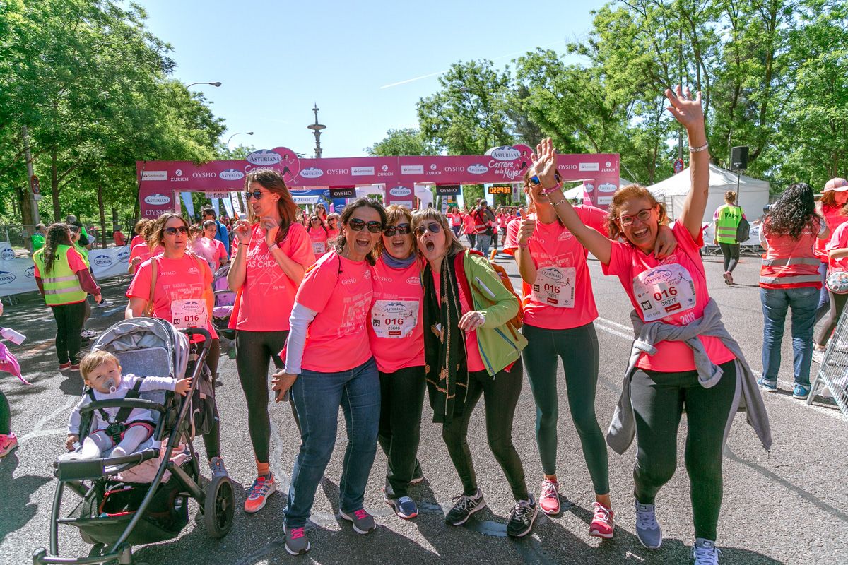 Carrera de la Mujer de Madrid - META, ARCO DERECHO (de 2:27:50 a 2:30:17)