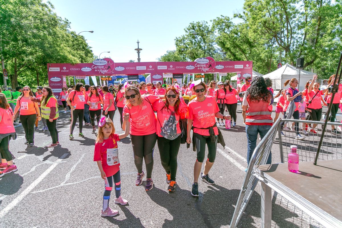 Carrera de la Mujer de Madrid - META, ARCO DERECHO (de 2:27:50 a 2:30:17)