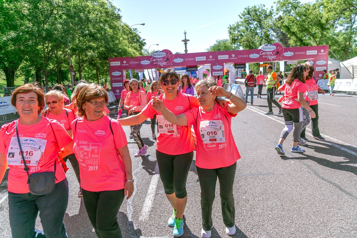 Carrera de la Mujer de Madrid - META, ARCO DERECHO (de 2:27:50 a 2:30:17)