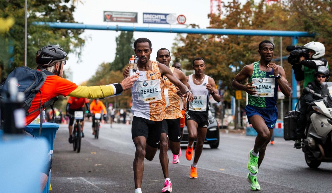 Las zapatillas de los vencedores en el Maratón de Berlín