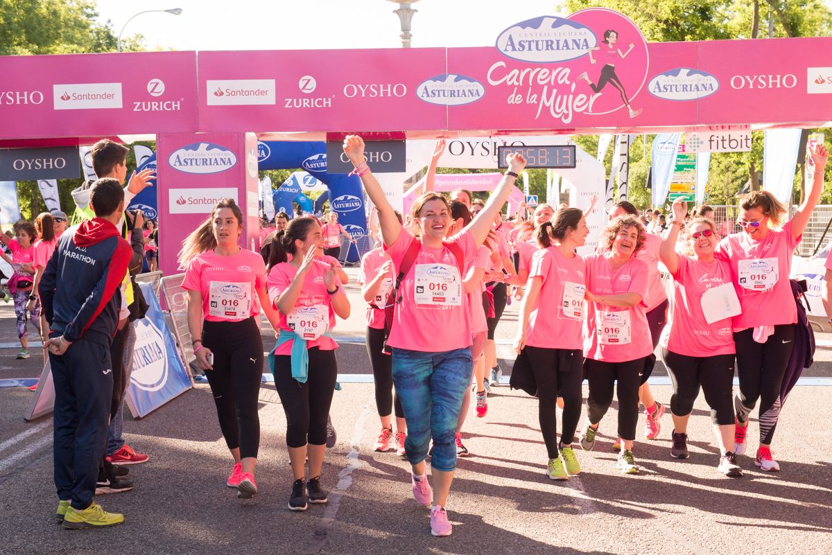 Carrera de la Mujer de Madrid - META, ARCO IZQUIERDO (de 1:18:03 a 1:20:19)