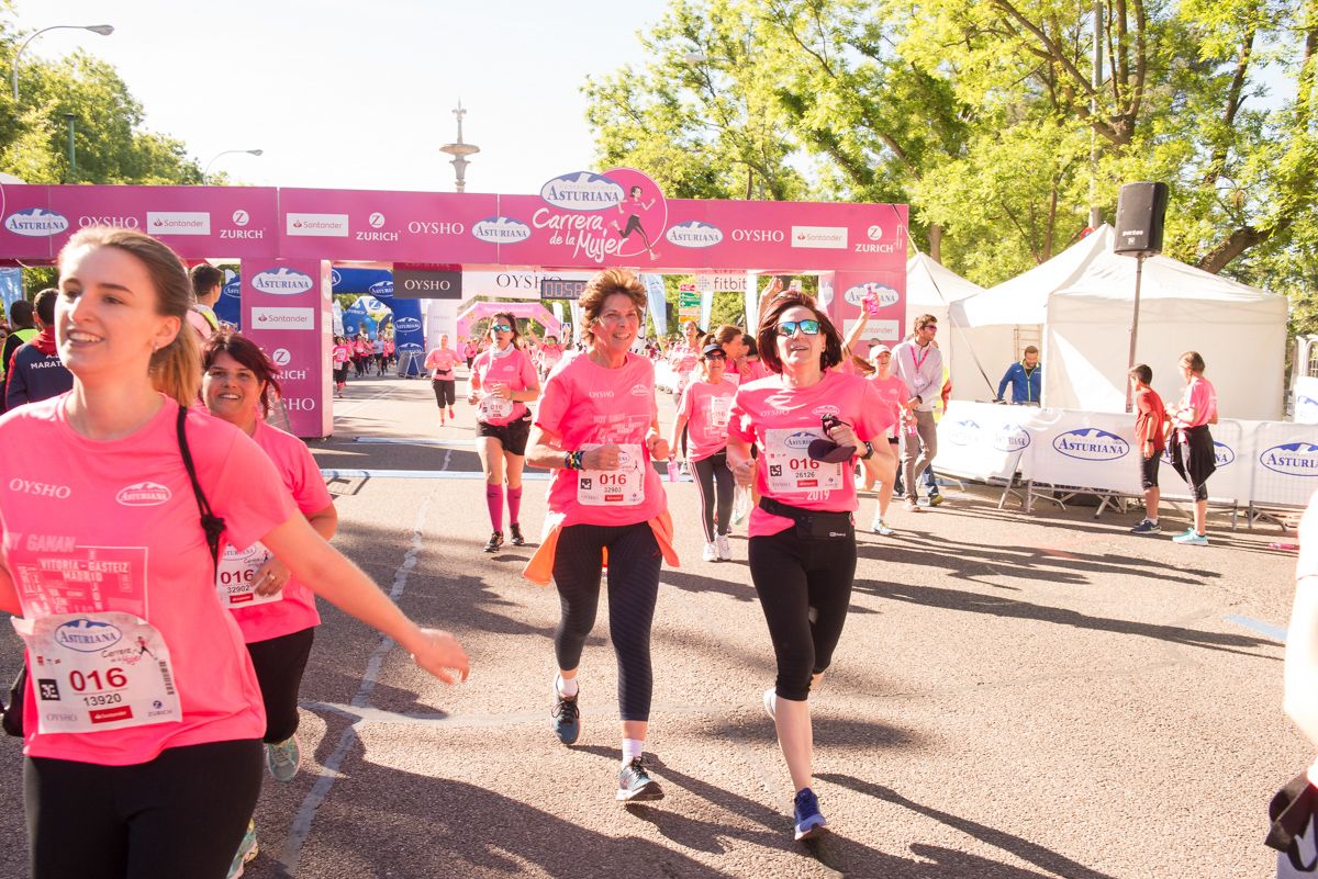 Carrera de la Mujer de Madrid - META, ARCO IZQUIERDO (de 1:18:03 a 1:20:19)