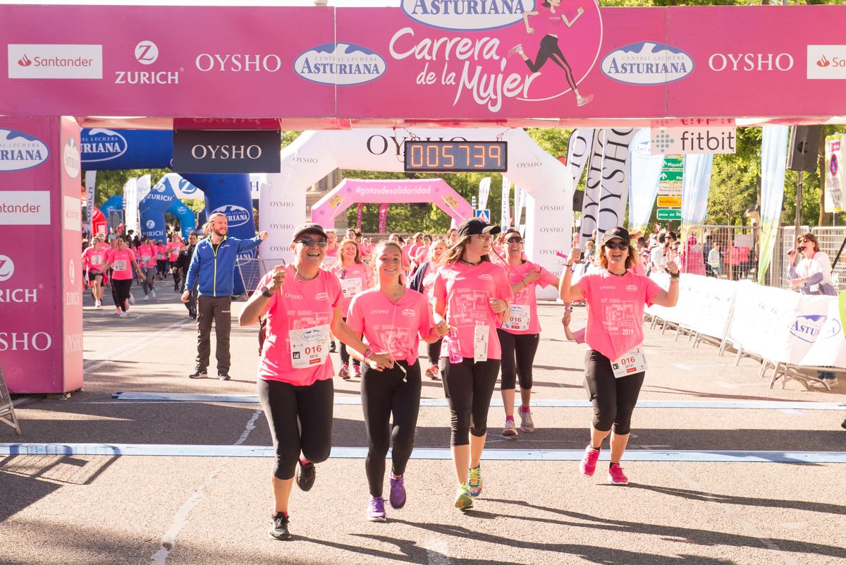 Carrera de la Mujer de Madrid - META, ARCO IZQUIERDO (de 1:18:03 a 1:20:19)