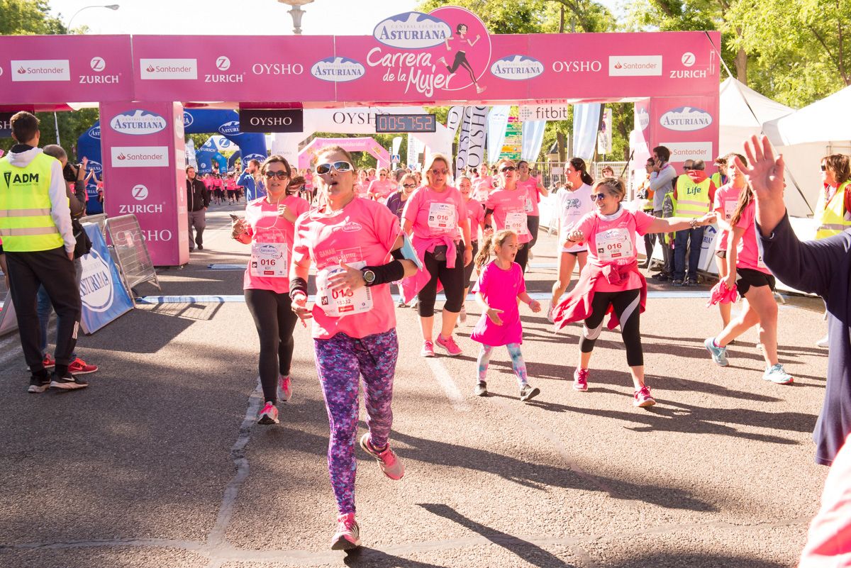 Carrera de la Mujer de Madrid - META, ARCO IZQUIERDO (de 1:18:03 a 1:20:19)