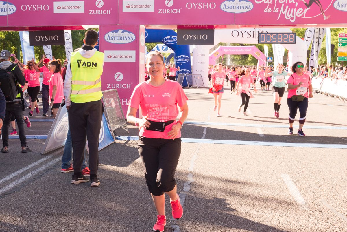 Carrera de la Mujer de Madrid - META, ARCO IZQUIERDO (de 1:18:03 a 1:20:19)