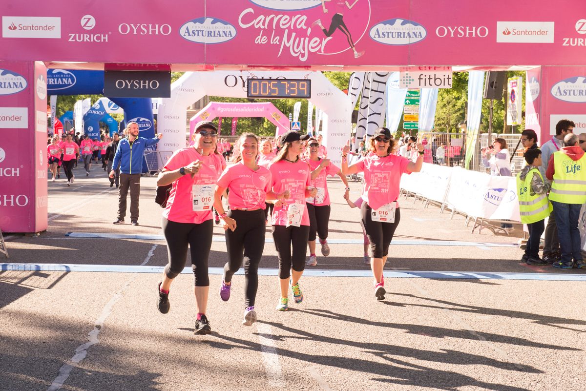 Carrera de la Mujer de Madrid - META, ARCO IZQUIERDO (de 1:18:03 a 1:20:19)