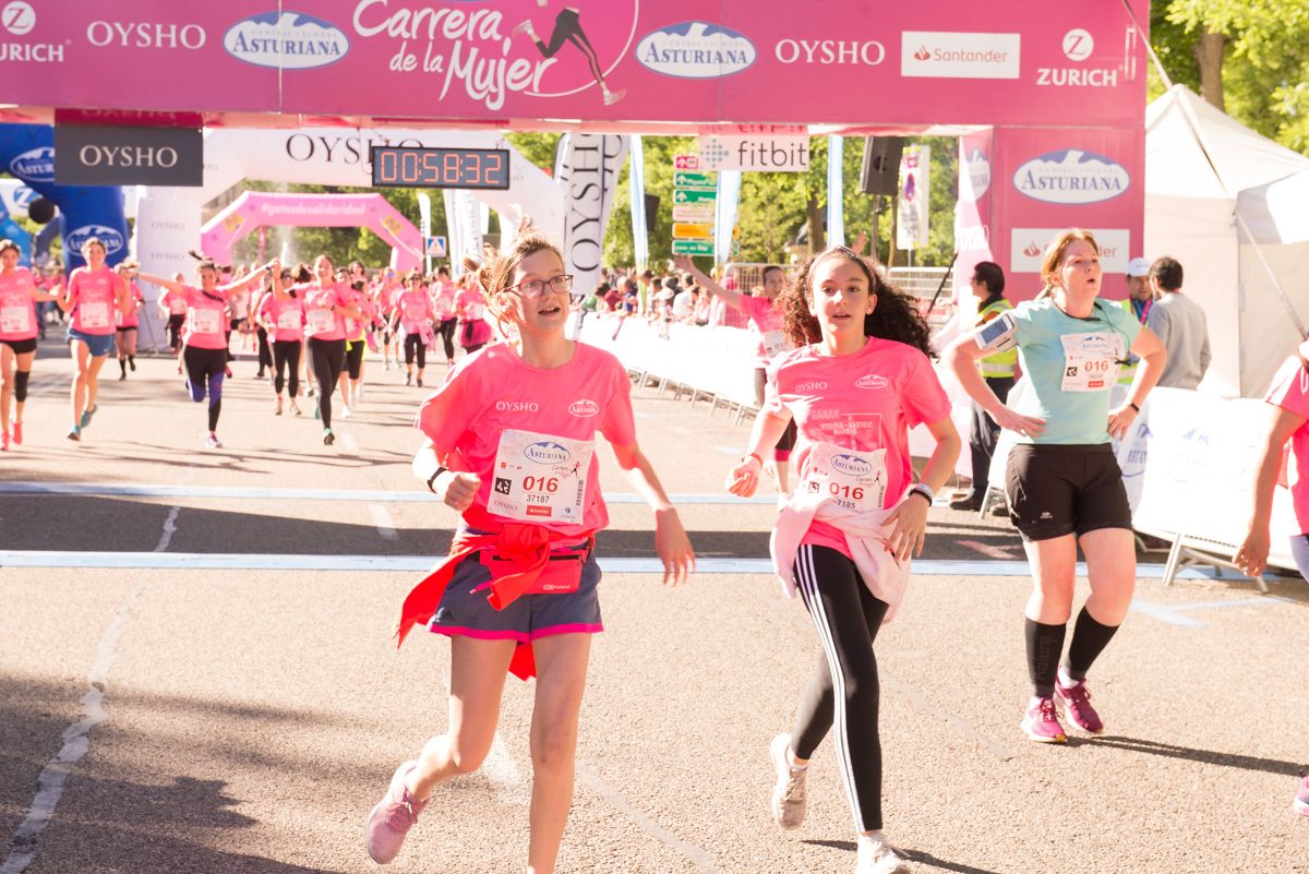 Carrera de la Mujer de Madrid - META, ARCO IZQUIERDO (de 1:18:03 a 1:20:19)
