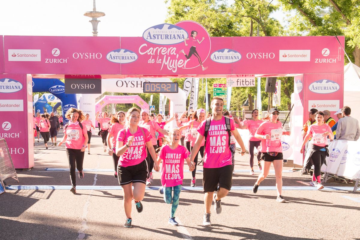 Carrera de la Mujer de Madrid - META, ARCO IZQUIERDO (de 58:46 a 1:01:31)	