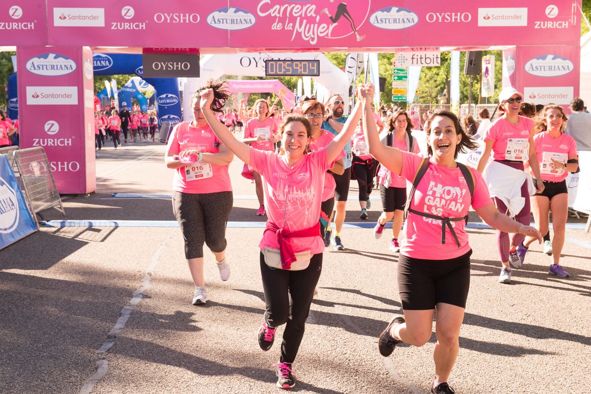 Carrera de la Mujer de Madrid - META, ARCO IZQUIERDO (de 58:46 a 1:01:31)	