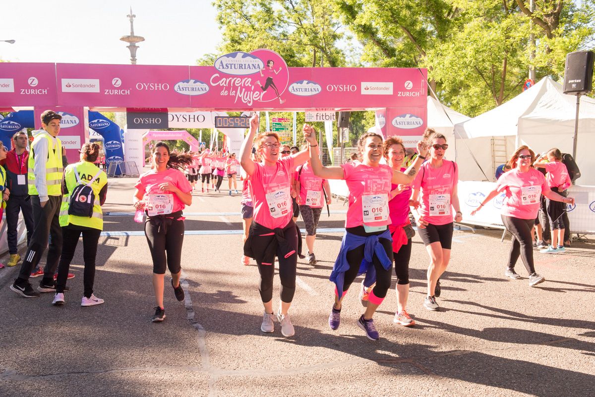 Carrera de la Mujer de Madrid - META, ARCO IZQUIERDO (de 58:46 a 1:01:31)	