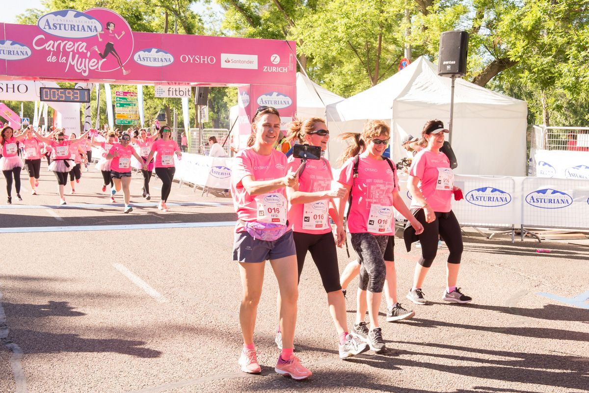 Carrera de la Mujer de Madrid - META, ARCO IZQUIERDO (de 58:46 a 1:01:31)	