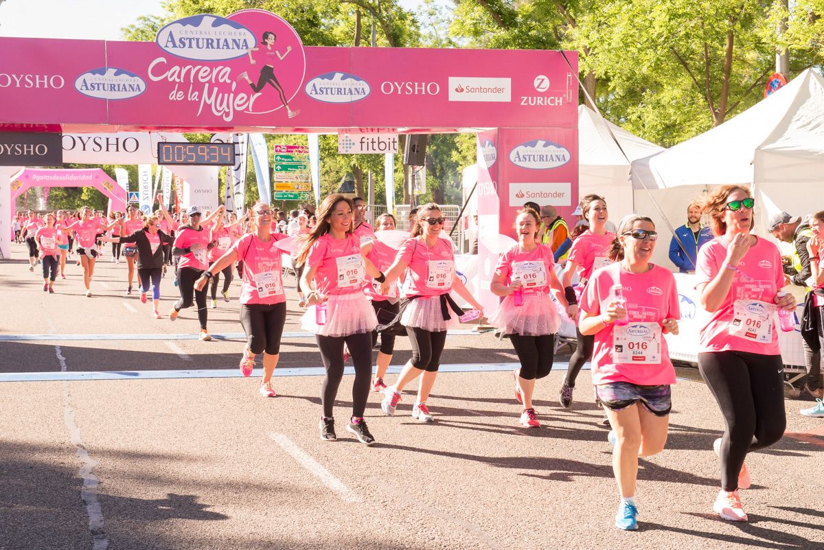 Carrera de la Mujer de Madrid - META, ARCO IZQUIERDO (de 58:46 a 1:01:31)	
