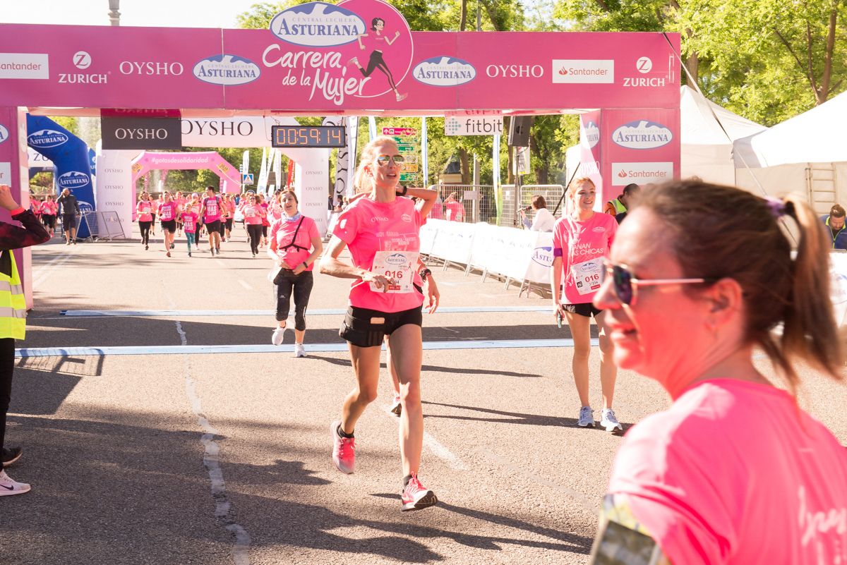 Carrera de la Mujer de Madrid - META, ARCO IZQUIERDO (de 58:46 a 1:01:31)	