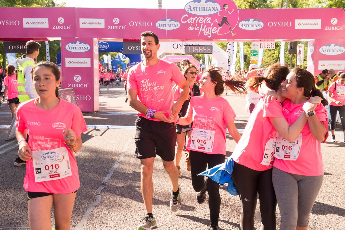 Carrera de la Mujer de Madrid - META, ARCO IZQUIERDO (de 58:46 a 1:01:31)	
