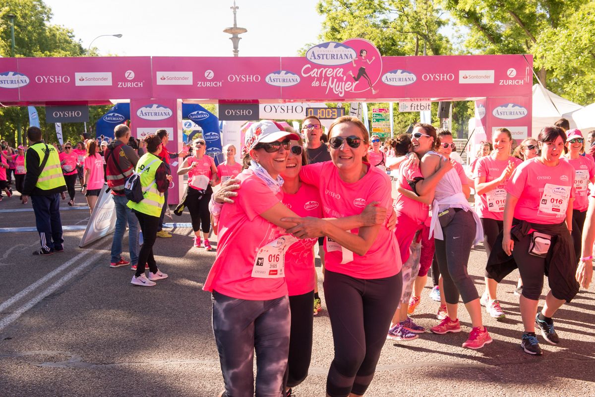 Carrera de la Mujer de Madrid - META, ARCO IZQUIERDO (de 58:46 a 1:01:31)	
