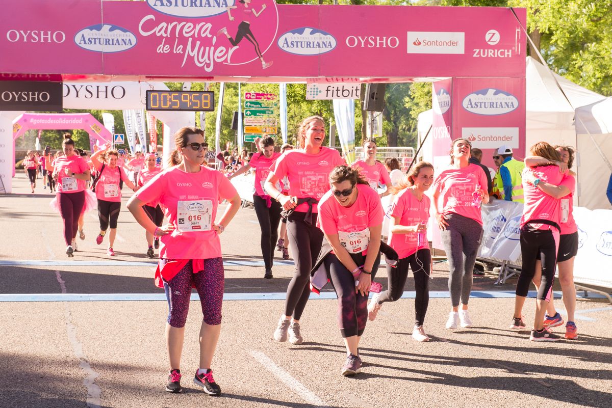 Carrera de la Mujer de Madrid - META, ARCO IZQUIERDO (de 58:46 a 1:01:31)	
