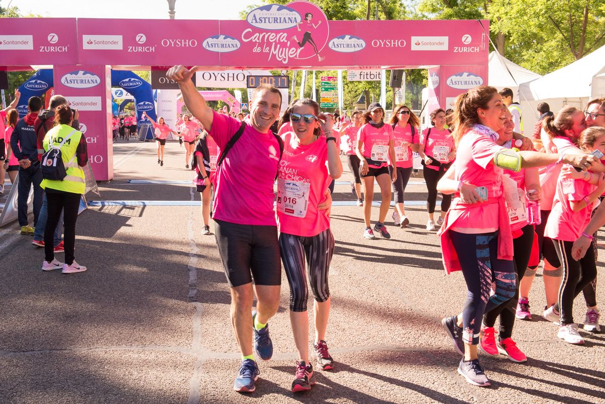 Carrera de la Mujer de Madrid - META, ARCO IZQUIERDO (de 58:46 a 1:01:31)	