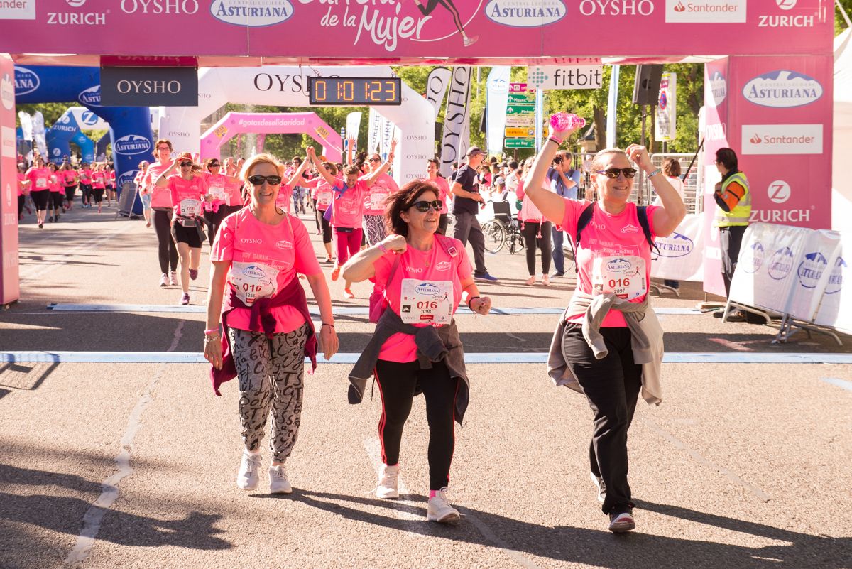 Carrera de la Mujer de Madrid - META, ARCO IZQUIERDO (de 1:00:40 a 1:02:29)	