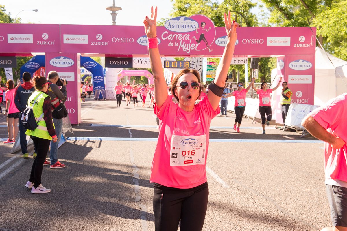 Carrera de la Mujer de Madrid - META, ARCO IZQUIERDO (de 1:00:40 a 1:02:29)	