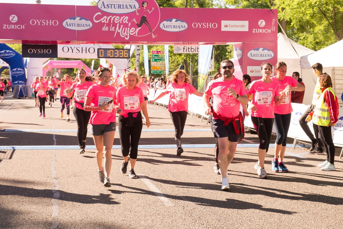 Carrera de la Mujer de Madrid - META, ARCO IZQUIERDO (de 1:02:30 a 1:04:05)