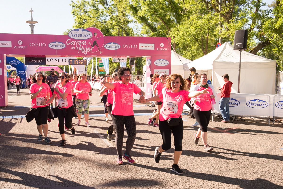 Carrera de la Mujer de Madrid - META, ARCO IZQUIERDO (de 1:02:30 a 1:04:05)