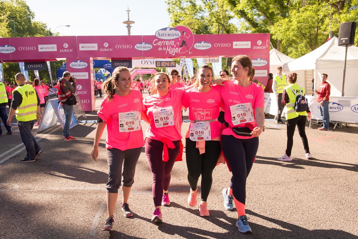 Carrera de la Mujer de Madrid - META, ARCO IZQUIERDO (de 1:04:06 a 1:05:40)