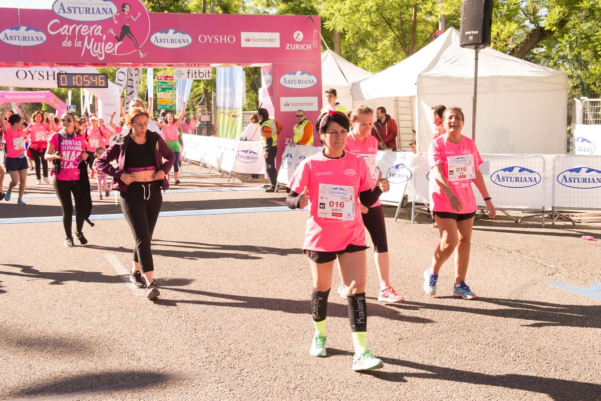 Carrera de la Mujer de Madrid - META, ARCO IZQUIERDO (de 1:05:46 a 1:07:25)