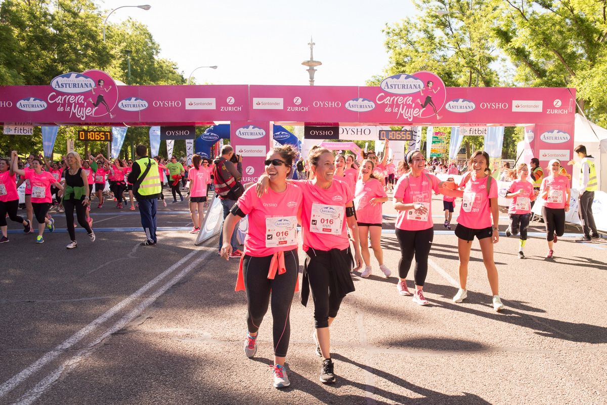 Carrera de la Mujer de Madrid - META, ARCO IZQUIERDO (de 1:05:46 a 1:07:25)
