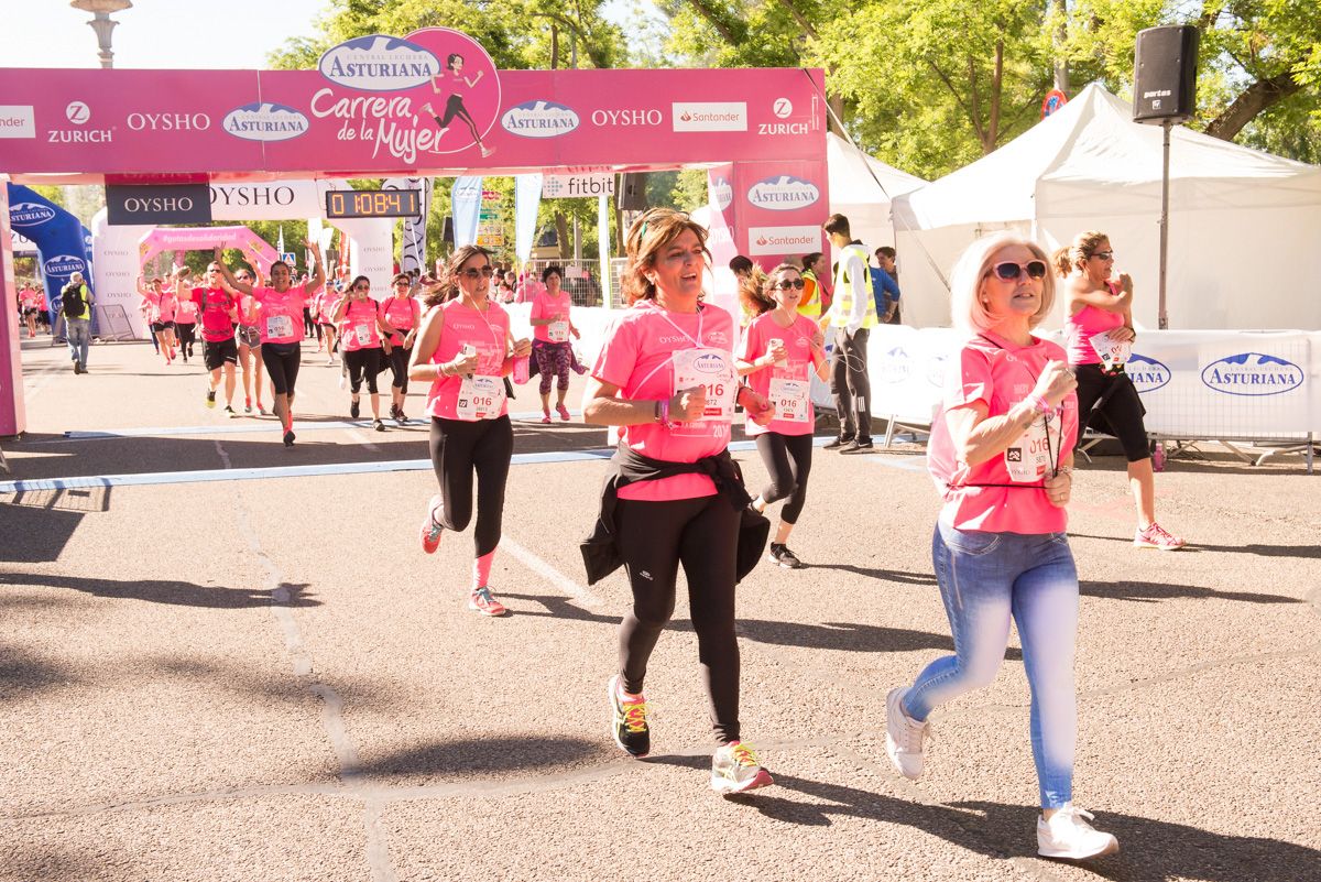 Carrera de la Mujer de Madrid - META, ARCO IZQUIERDO (de 1:07:26 a 1:09:05)
