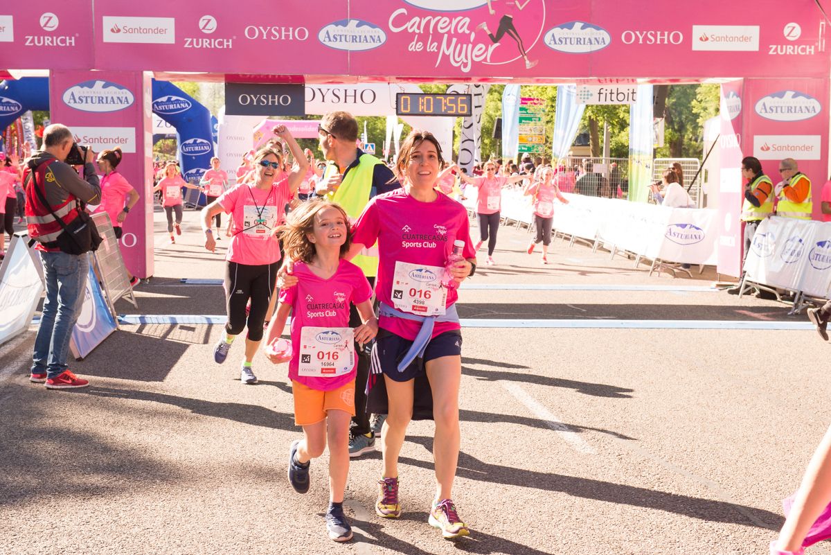 Carrera de la Mujer de Madrid - META, ARCO IZQUIERDO (de 1:07:26 a 1:09:05)
