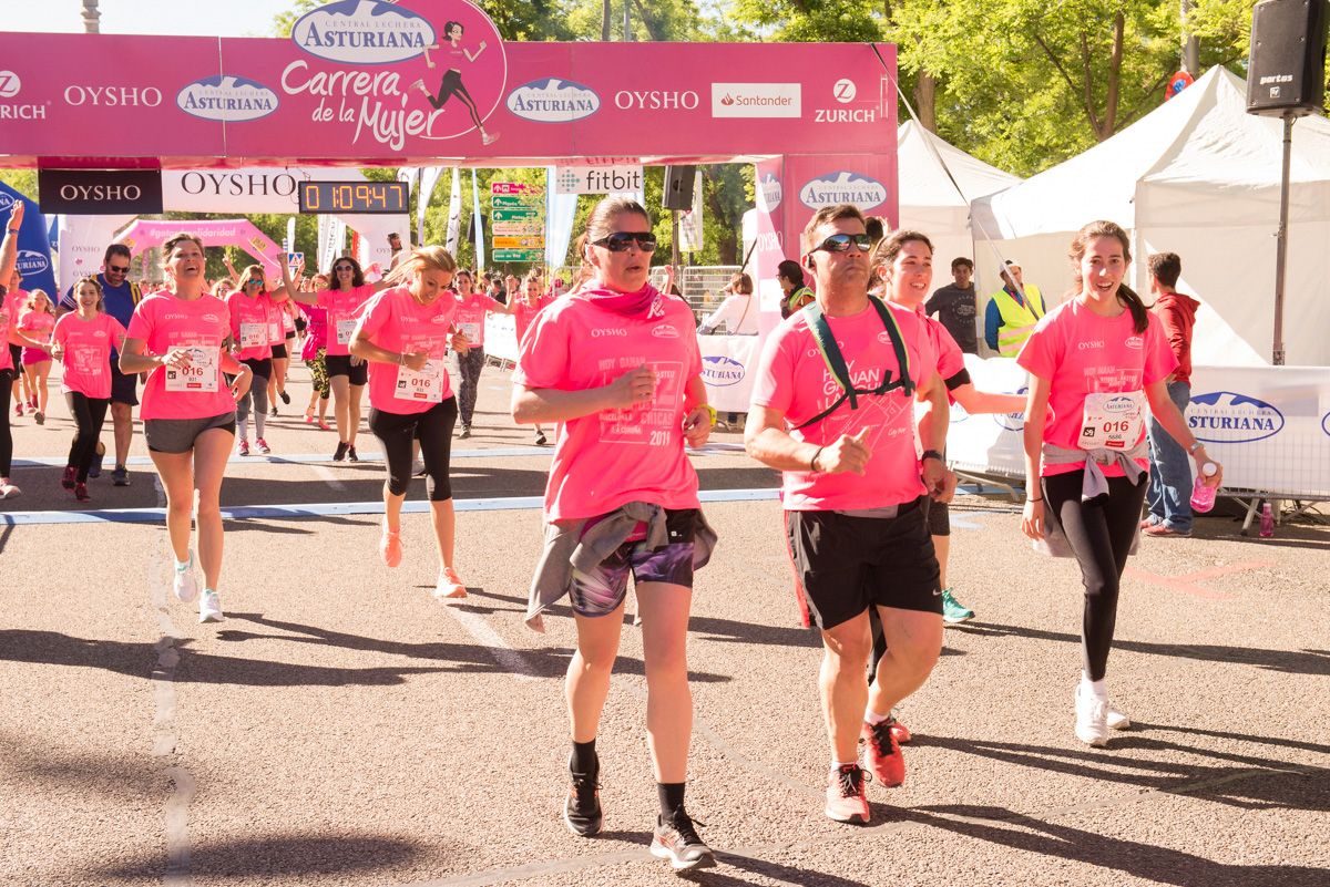 Carrera de la Mujer de Madrid - META, ARCO IZQUIERDO (de 1:09:07 a 1:12:58)