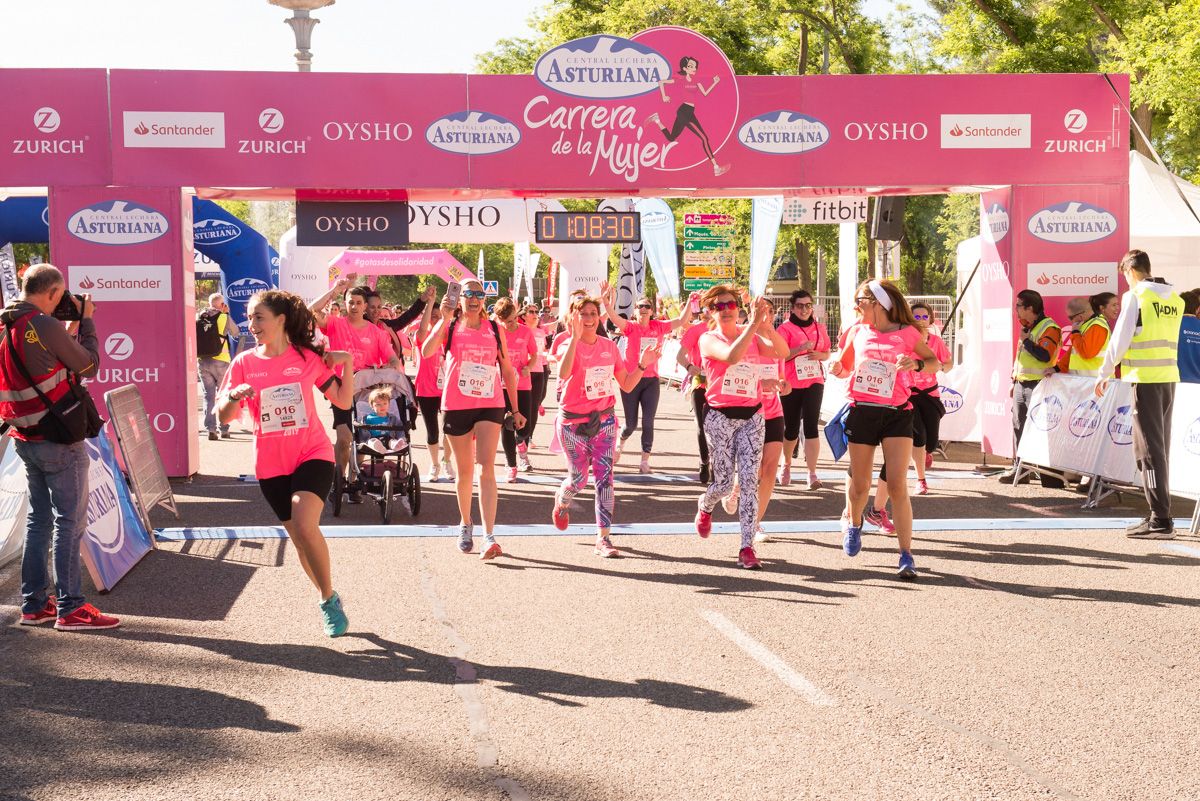 Carrera de la Mujer de Madrid - META, ARCO IZQUIERDO (de 1:07:26 a 1:09:05)
