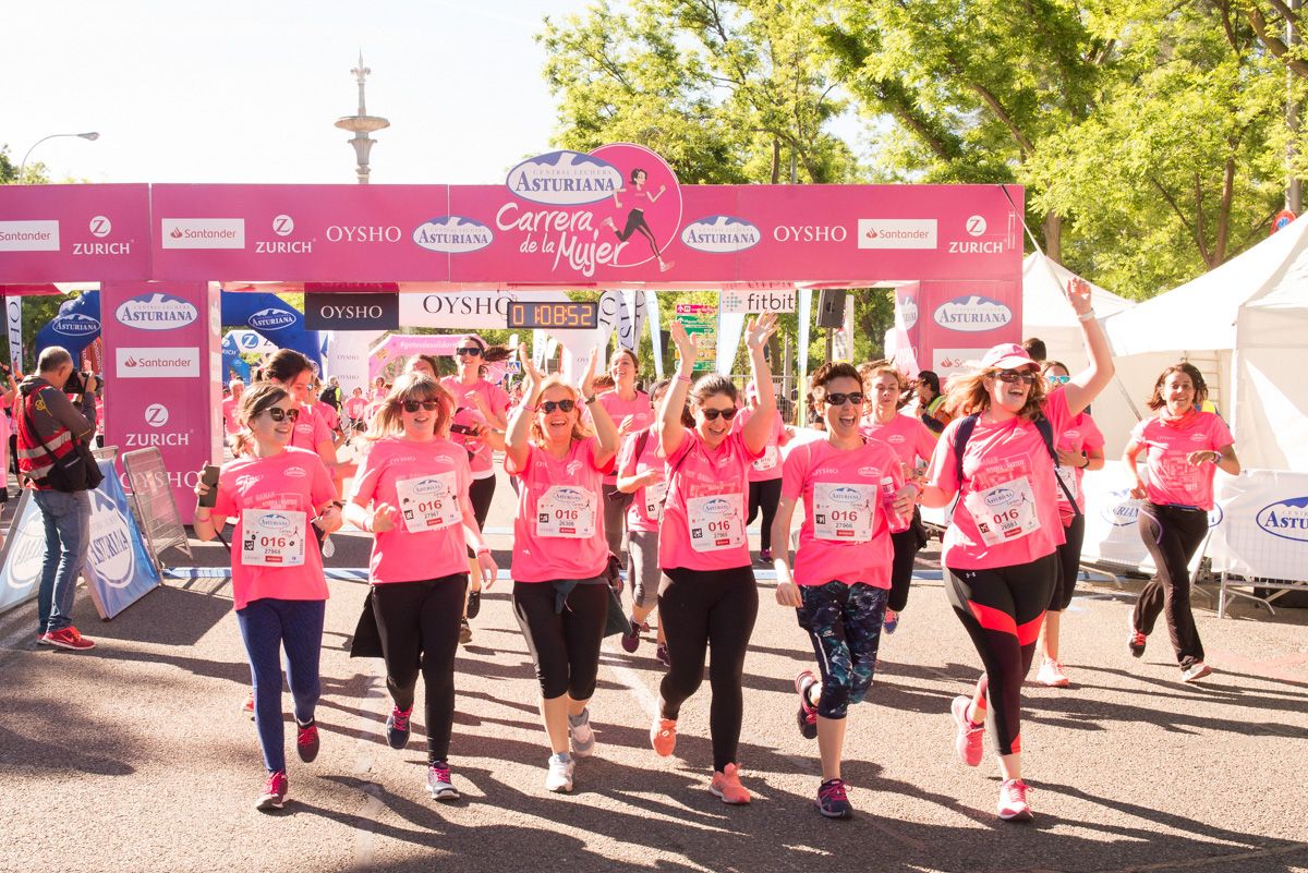Carrera de la Mujer de Madrid - META, ARCO IZQUIERDO (de 1:07:26 a 1:09:05)