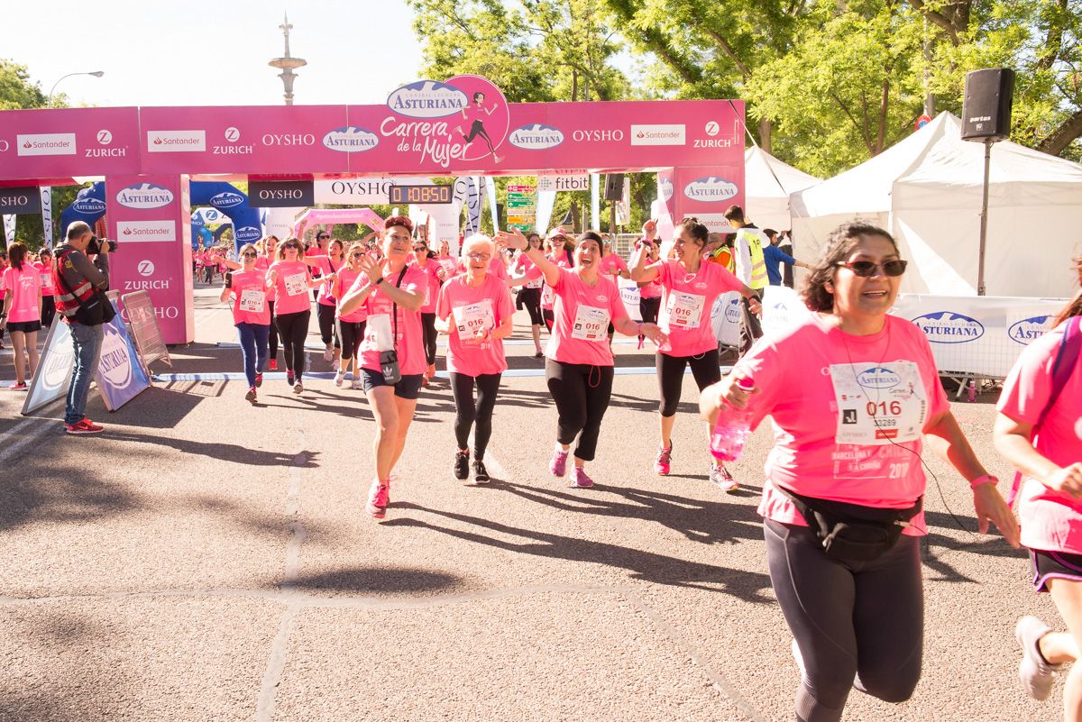 Carrera de la Mujer de Madrid - META, ARCO IZQUIERDO (de 1:07:26 a 1:09:05)