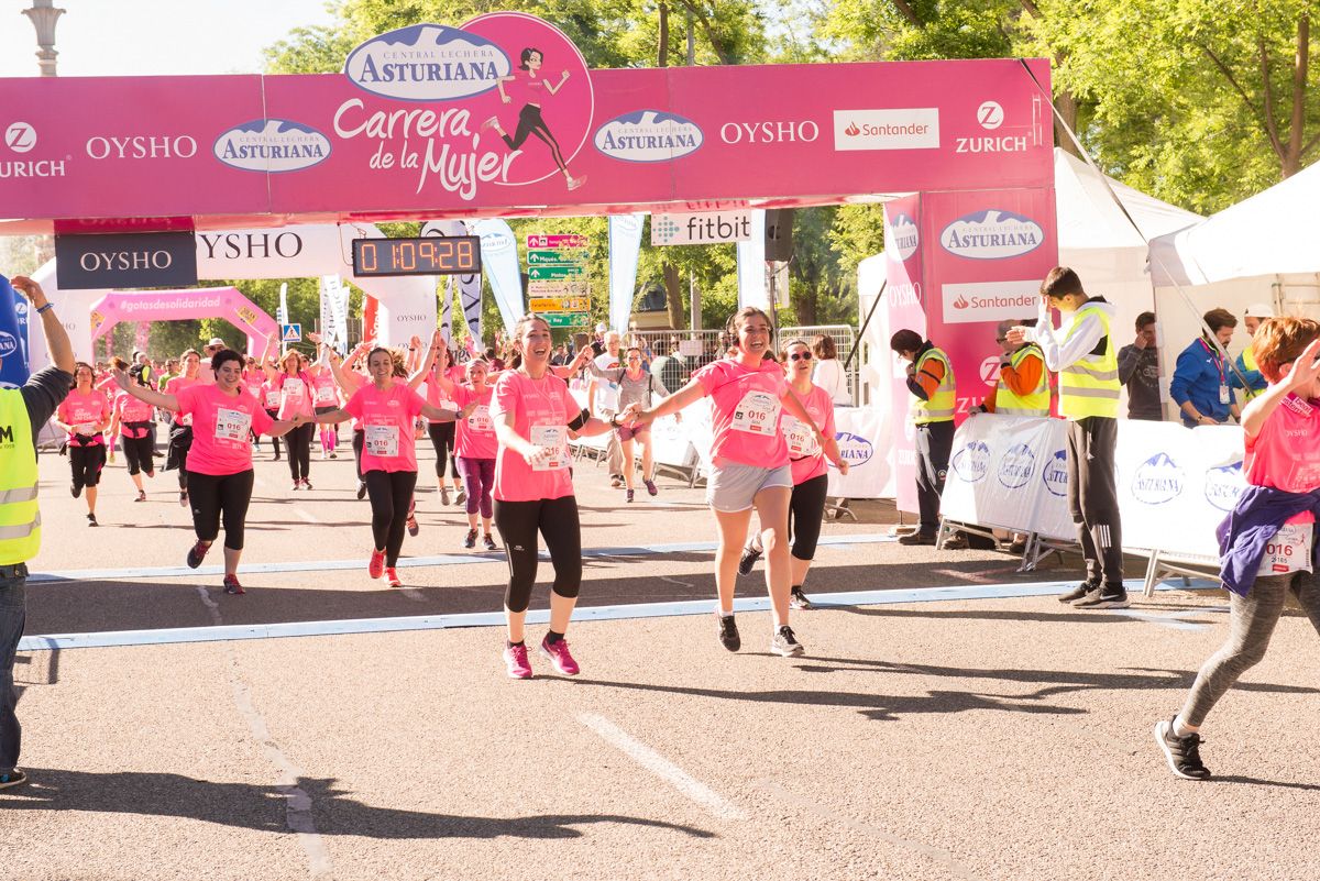 Carrera de la Mujer de Madrid - META, ARCO IZQUIERDO (de 1:09:07 a 1:12:58)